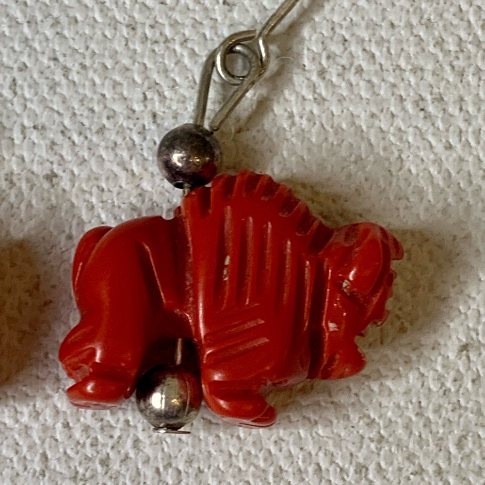 Vintage Southwestern Hand Carved Red Block Coral Buffalo Fetish Dangle Earrings - Picture 3 of 16